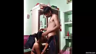 Sexy slim tamil gf foreplay and sucking