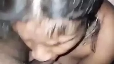 Srilankan virgin girl blowjob to boyfriend dick viral MMS