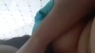 Desi girl self shot naked pussy rubbing and boobs show