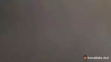 Couple fucks in a hotel room and records a desi sex video