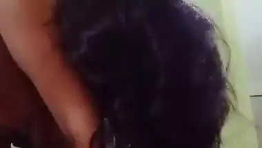 Young couple’s amateur sex MMS from a hotel room