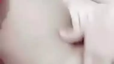 Nude fingering videos of horny desi girlfriend
