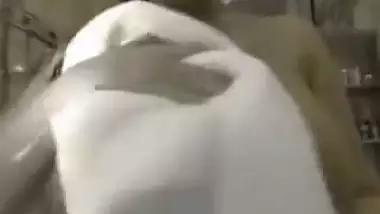 Geiler Arsch Haumltte ja lieber in den Hintern...