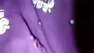 Local desi girl naked shaved pussy viral fucking