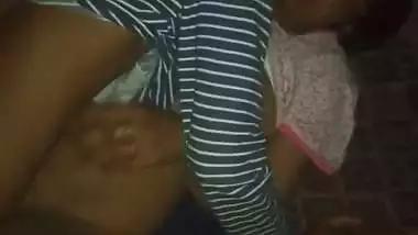 Lover fucks his married GF secretly in the desi sex video