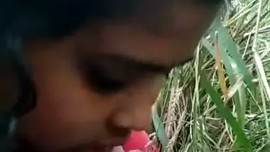 Village girl enjoys outdoor bangla sex by sucking a dick