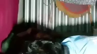 HD Tamil sex MMS of a wild lover eating his horny GF