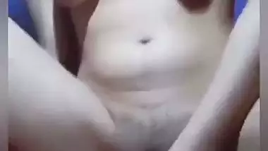Bangladeshi Chittagong girl masturbating using cucumber